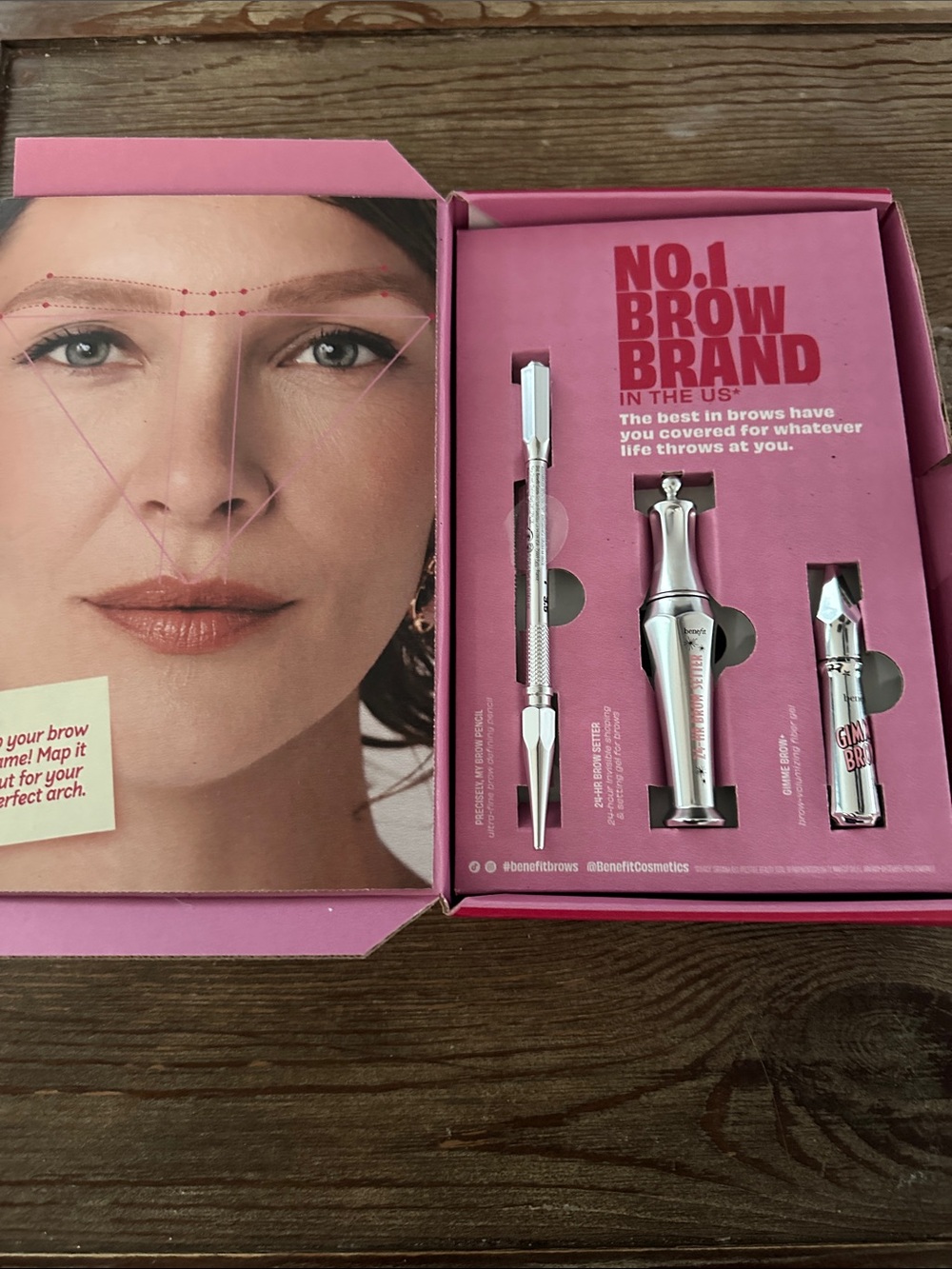 Benefit Brow Kit in Pink and Silver